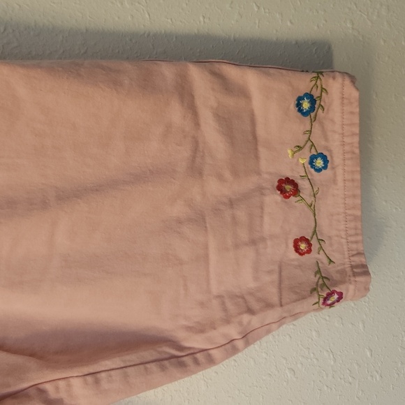 DENIM & CO: Pink Denim Capris - Picture 3 of 9